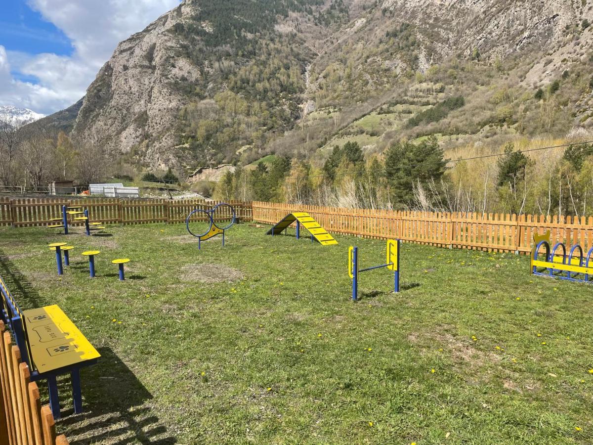 Camping Aneto 贝纳斯克 外观 照片