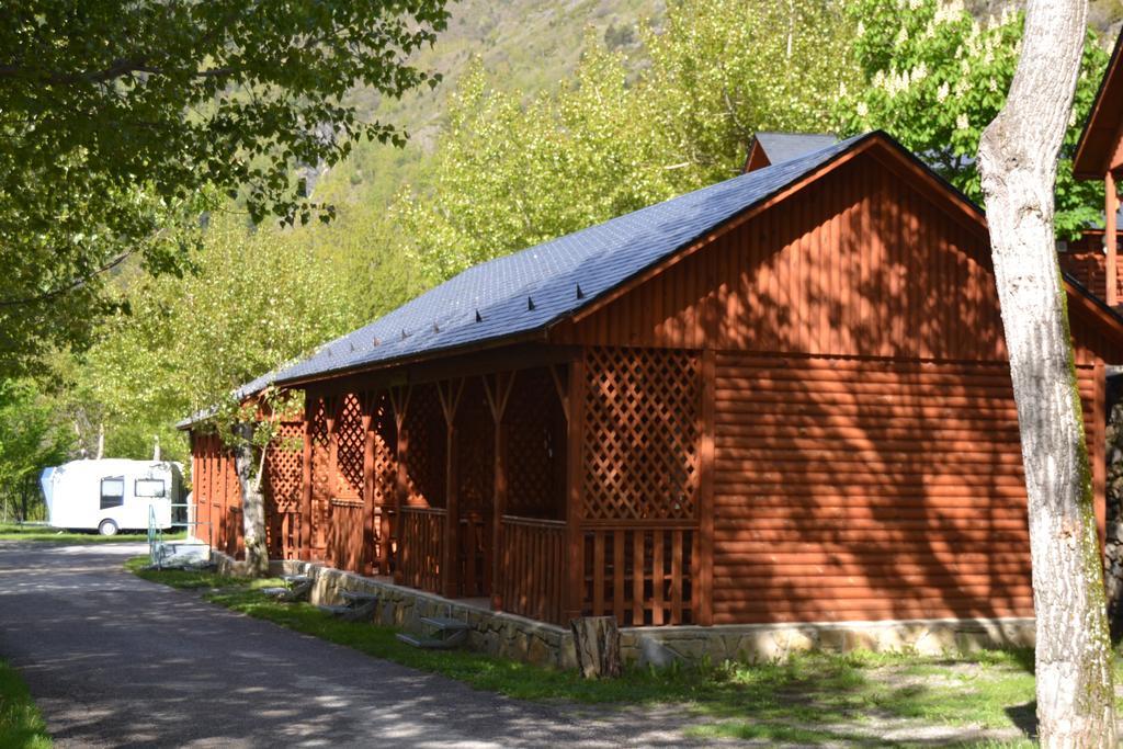 Camping Aneto 贝纳斯克 客房 照片