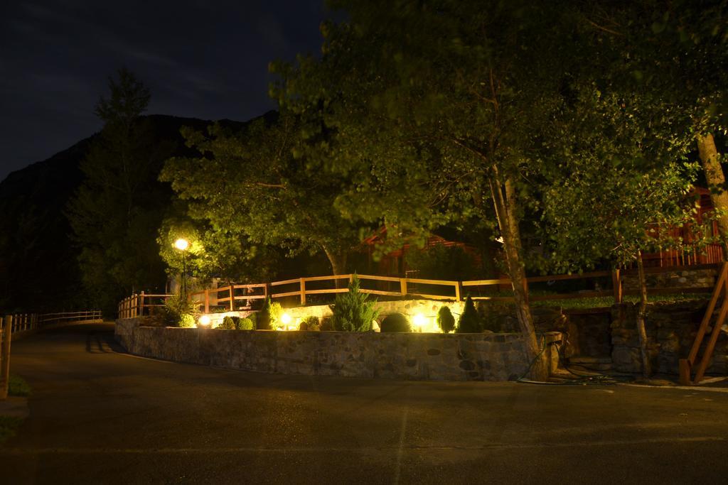 Camping Aneto 贝纳斯克 外观 照片