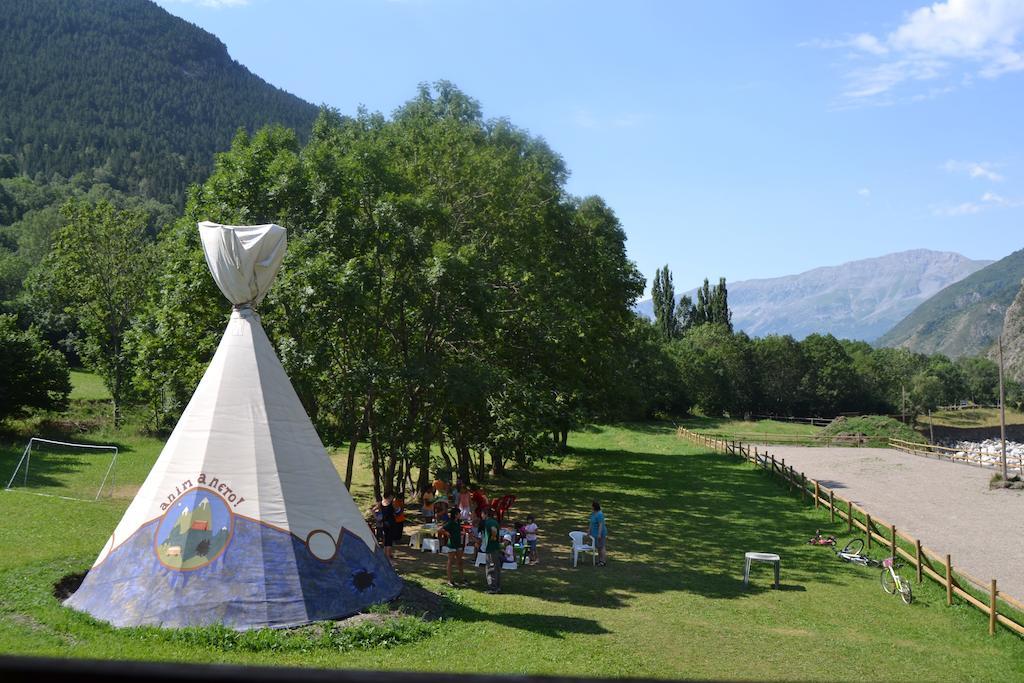 Camping Aneto 贝纳斯克 外观 照片